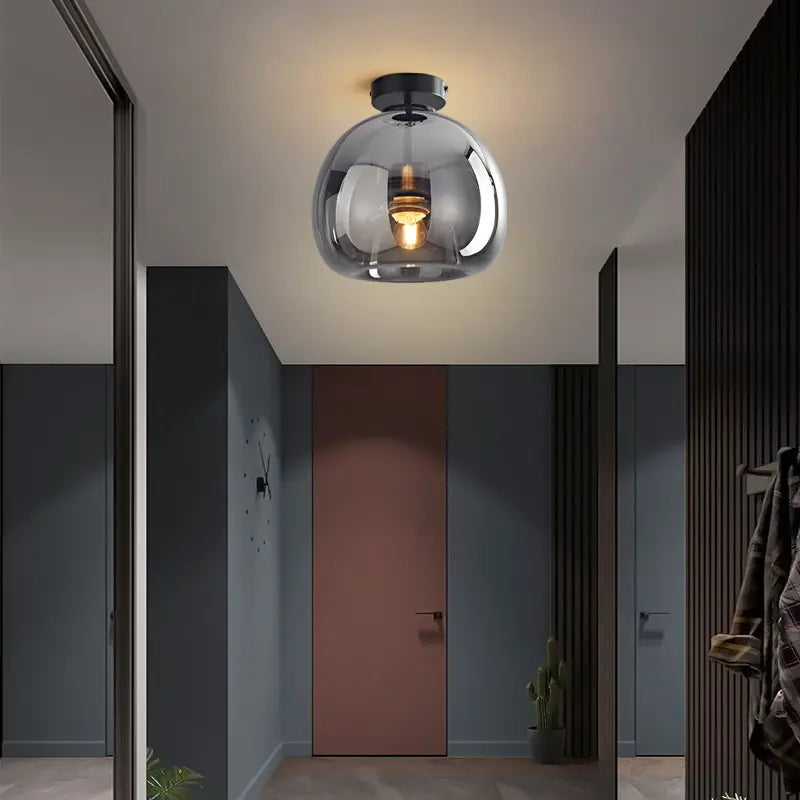 Zenthra Zwarte Plafondlamp - Industrieel Ontwerp in Goud en Zwart voor Elke Ruimte