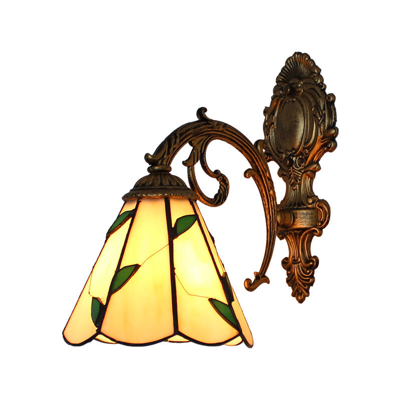 Zenthra | Bladeren Corridor Wandlamp met Gegraveerde Basisglas 1 Licht Tiffany Wandlamp in Beige