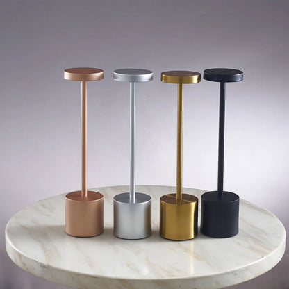 Zenthra Dimbare Tafel Lamp - Oplaadbare Tafellamp op Batterijen in Zwart en Goud met 3 Kleuren en Stepless Dimming