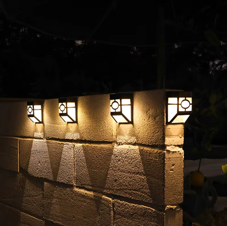 Duurzame Buitenlamp Zonne-energie met Sensor - Stijlvolle Wandlamp Buiten voor Tuin en Terras 2