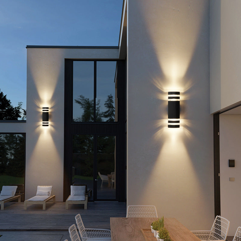 Elegante 2-Weg Buiten Wandlamp - Moderne Tuinverlichting met Warm LED Licht 1