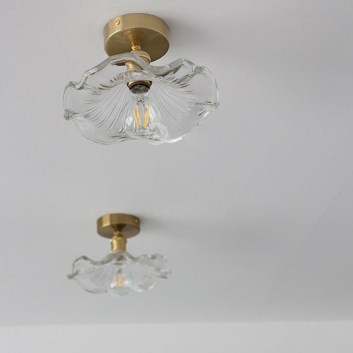 Elegante Hibiskus Plafondlamp van Glas voor een Modern Interieur 2