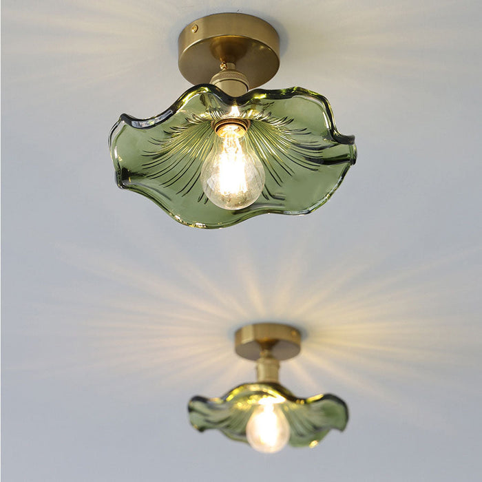 Elegante Hibiskus Plafondlamp van Glas voor een Modern Interieur 3
