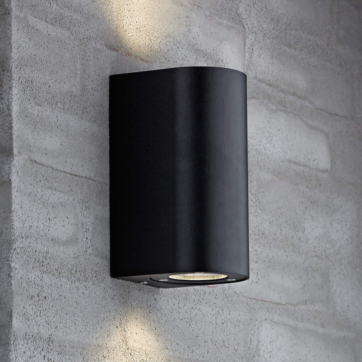 Ontdek de Elegantie van de Zenthra Canto Maxi 2 Buiten wandlamp
