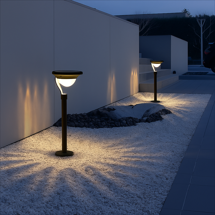 Stijlvolle Zonne-energie Padverlichting voor Tuin en Oprit - Milieuvriendelijk en Eenvoudig te Installeren 1