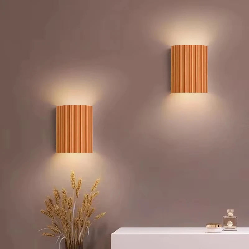 Verlicht uw Ruimte met de Luxe Zonne Energie Macaron Wandlamp van Zenthra 2