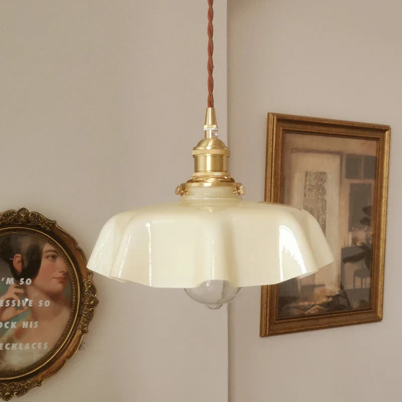 Zenthra Hanglamp - Tijdloze Messing Woonkamer Lamp met Warme Verlichting voor Eetkamer en Interieur