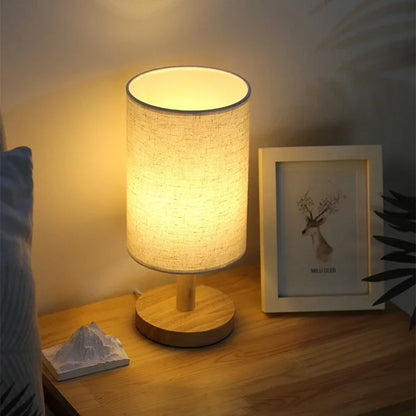 Zenthra LED Tafel Lamp - Dimbare USB Nachtlamp met Stoffen Lampenkap in Eenvoudige Chinese Stijl voor Slaapkamer
