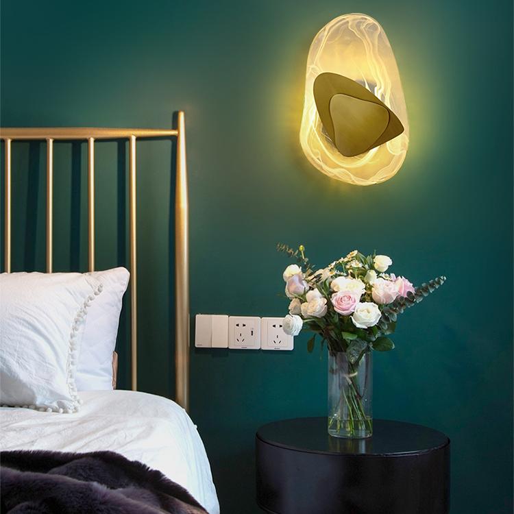 Zenthra Moderne Wandlamp met Kristallen - Luxe Scandinavisch Design voor Binnen met Zonne Energie