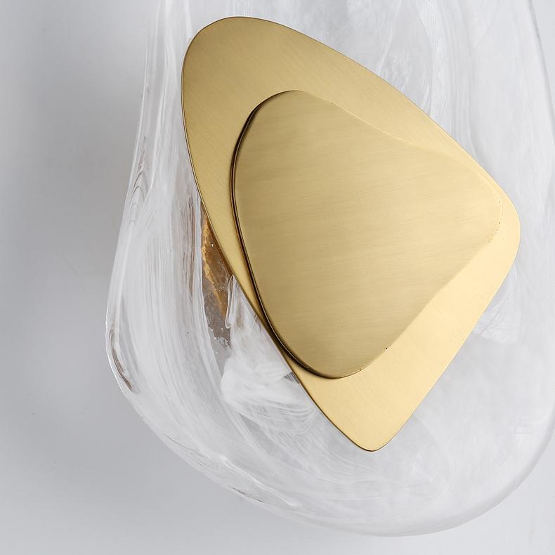 Zenthra Moderne Wandlamp met Kristallen - Luxe Scandinavisch Design voor Binnen met Zonne Energie