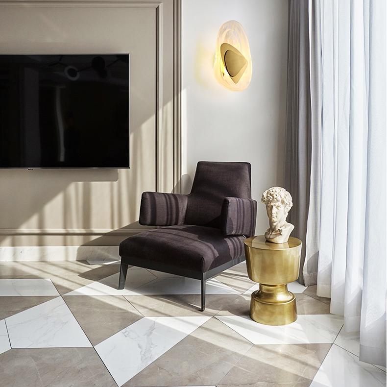 Zenthra Moderne Wandlamp met Kristallen - Luxe Scandinavisch Design voor Binnen met Zonne Energie