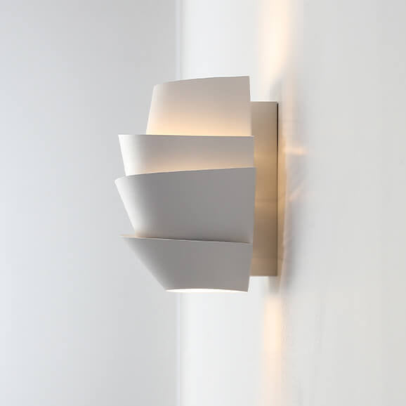 Zenthra Wandlamp Zwart - Moderne IJzeren Muurlamp met Dubbele Lichtpunten voor Stijlvolle Verlichting Binnen