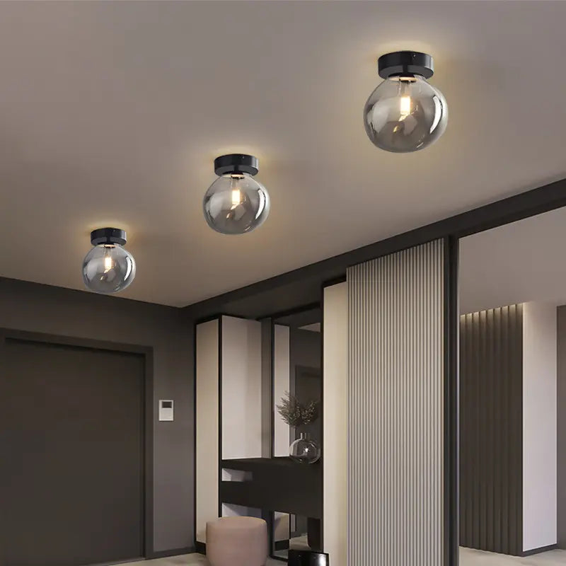 Zenthra Zwarte Plafondlamp - Industrieel Ontwerp in Goud en Zwart voor Elke Ruimte