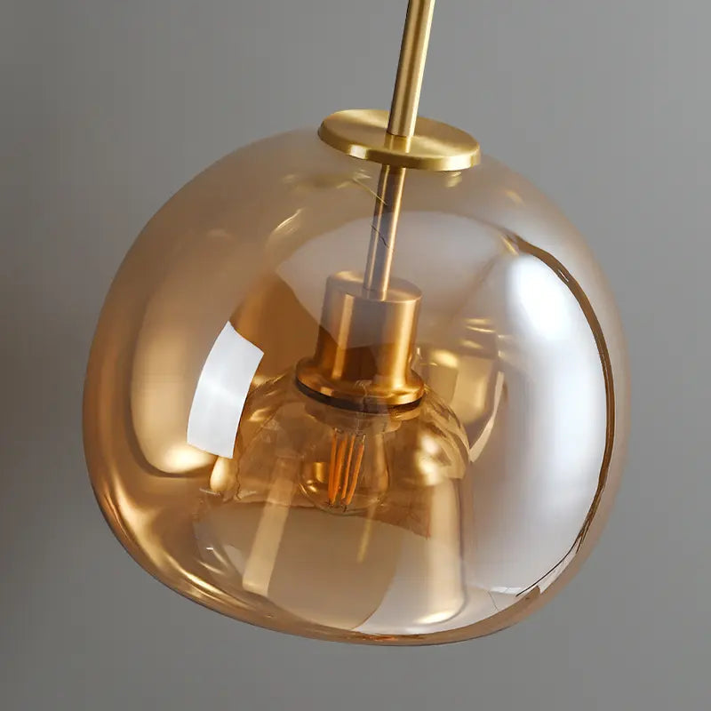 Zenthra Zwarte Plafondlamp - Industrieel Ontwerp in Goud en Zwart voor Elke Ruimte